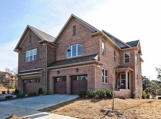 6533 Fairway Row Ln, Charlotte, NC 28277