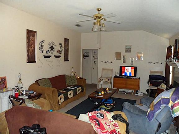 5th image of 9009 Cheshire St