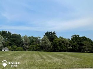 Whisper Ridge Ct, Burton, MI 48509