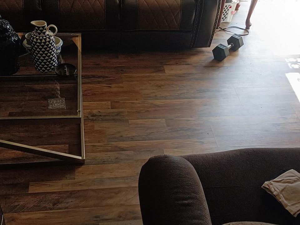 2nd image of 1101 Moore Ave