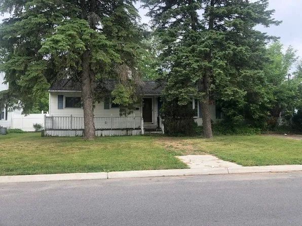 35 Williams St, Massena, NY 13662