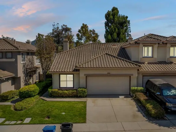 5324 Villa Mallorca Pl, Camarillo, CA 93012