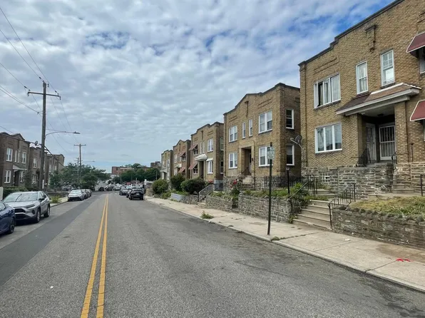 5626 N 12th St, Philadelphia, PA 19141