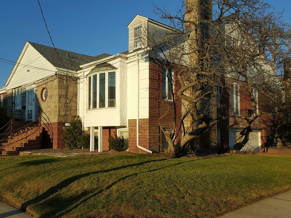 1st image of 440 Beach 132 St