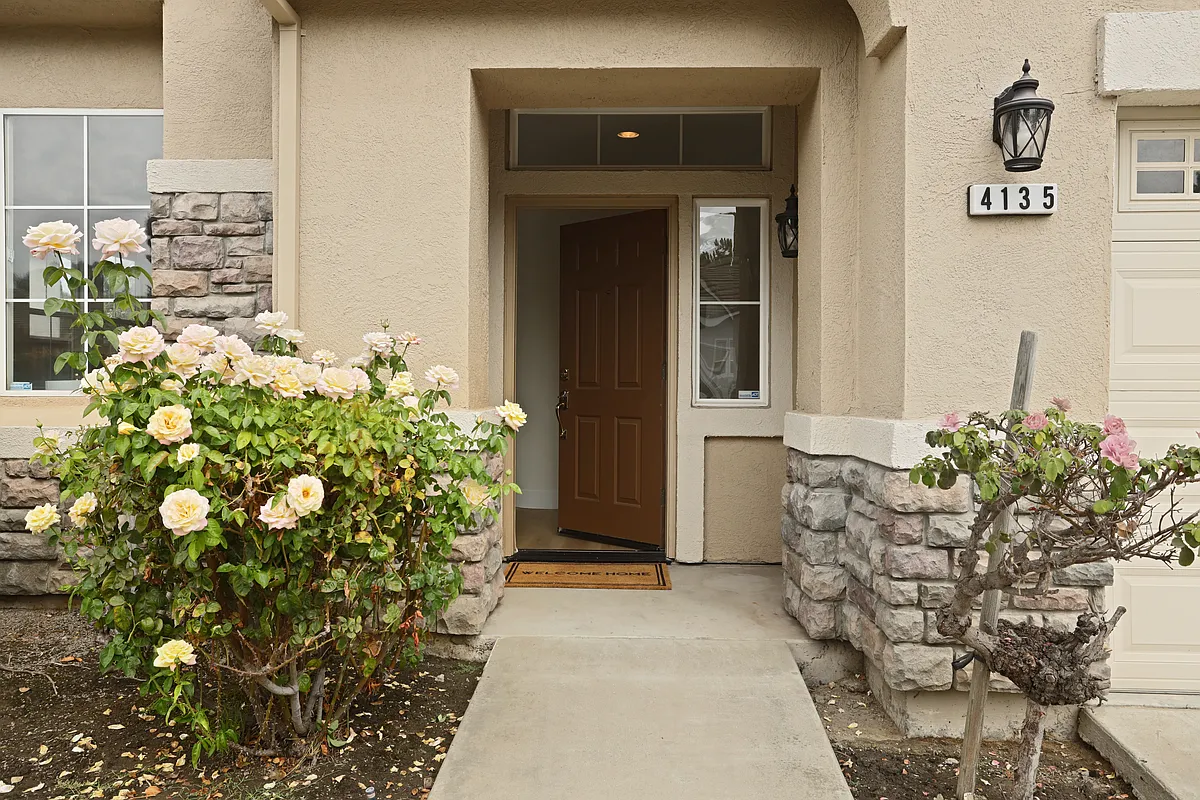 Building Photo - 4135 Riverbrook Ct