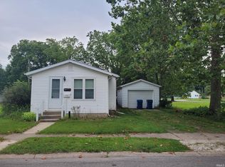 216 S Alexander St, Bremen, IN 46506