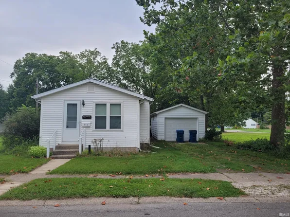 216 S Alexander St, Bremen, IN 46506
