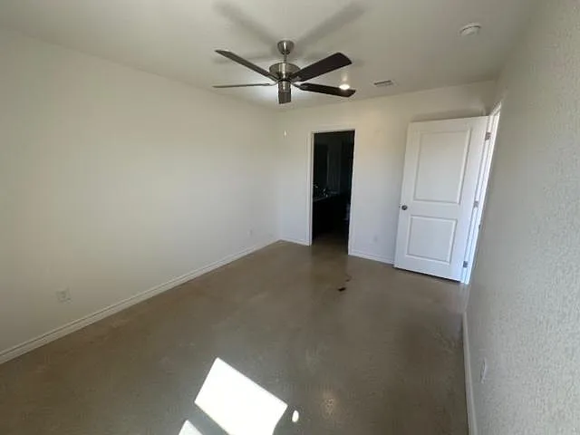 1201 Lehmann Dr #B — Photo 11