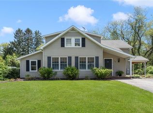 48 Pierce Rd, Saunderstown, RI 02874