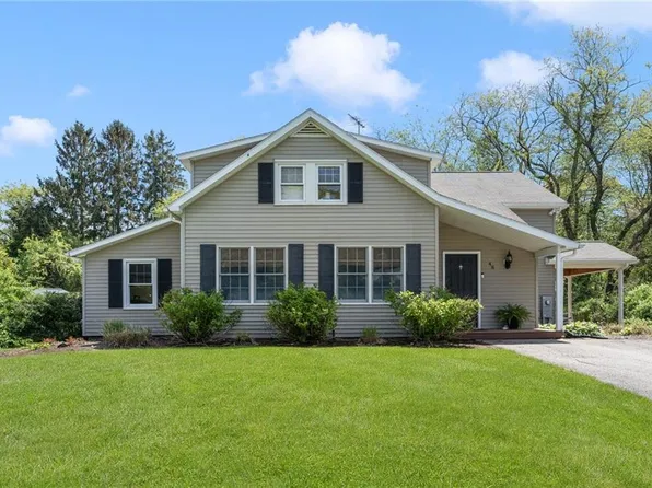 48 Pierce Rd, Saunderstown, RI 02874