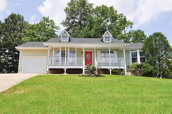 7301 Plantation Rd