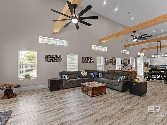4th image of 8199 Jenx Way