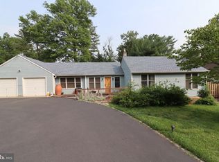 35 Blue Ridge Rd, Titusville, NJ 08560