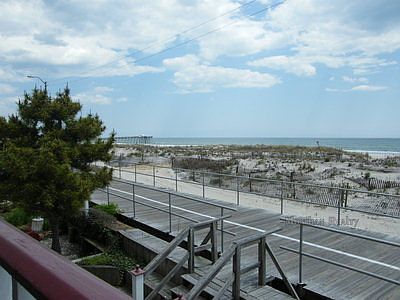 3rd image of 1606 Boardwalk