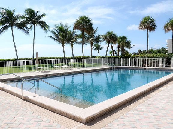 5th image of 500 Ocean Dr APT W1a