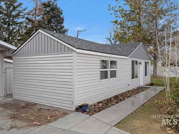 711 E Avenue D, Jerome, ID 83338