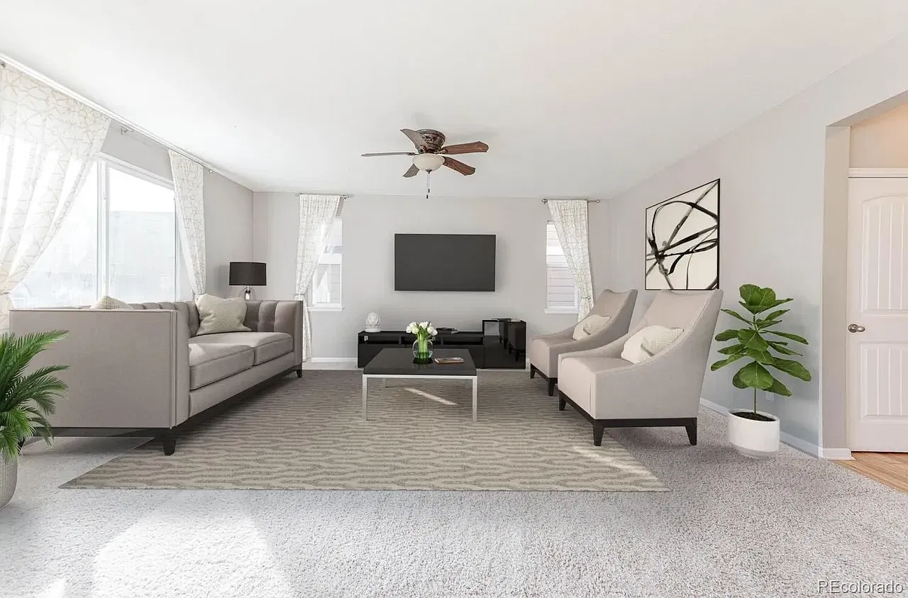 3 bed, 2.5 bath, 2318 sqft, $2,995 — Photo 3