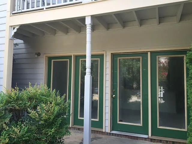 1521-103 Creekwood: Spacious two bedroom apartment near DT Raleigh! — Photo 2