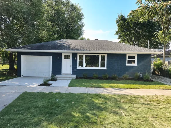 464 Trask St, Aurora, IL 60505