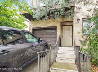 10 Gregory Ln #A, Staten Island, NY 10314