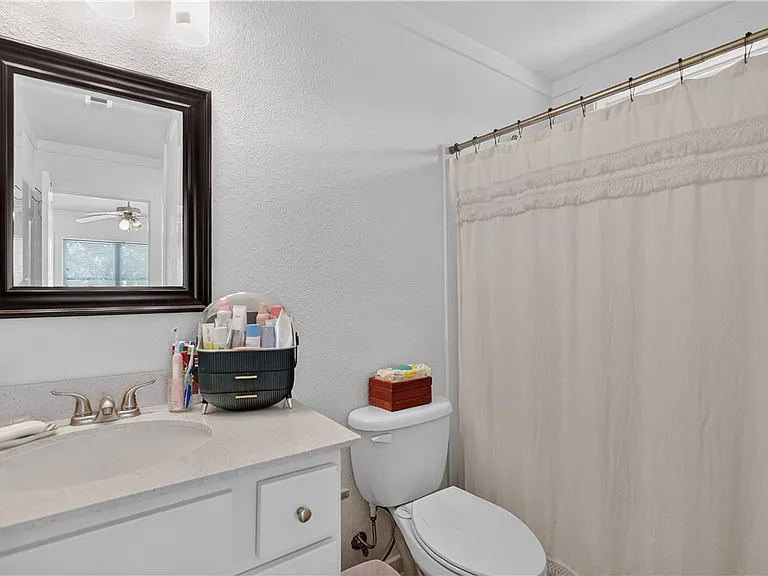 5416 Raymond Stotzer Pkwy — Photo 17