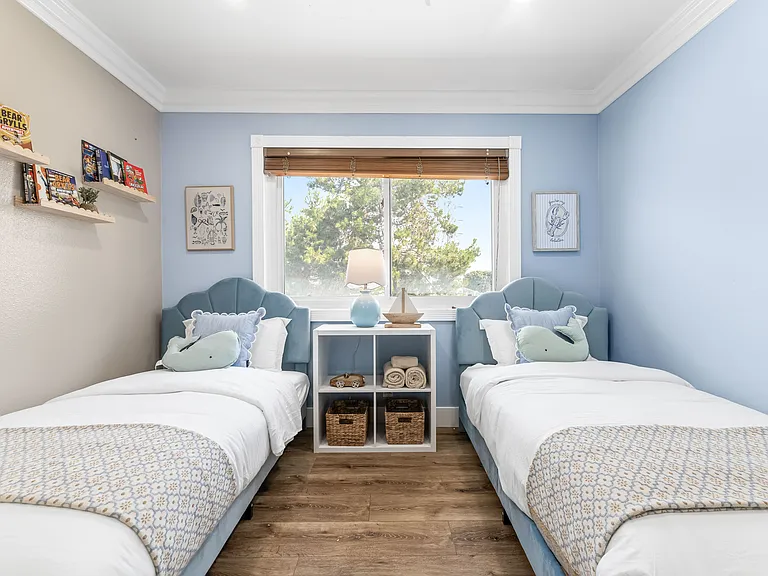 8641 Acapulco Cir — Photo 40