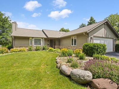 S52W23066 Hunters HOLLOW, Waukesha, WI, 53189