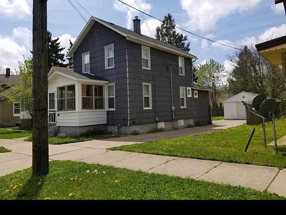 2nd image of 251 Gold Ave NW