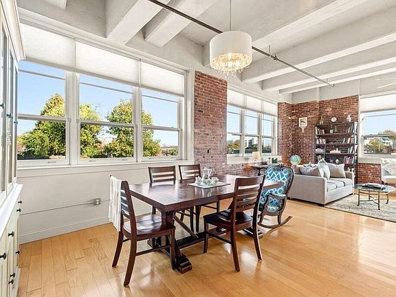5th image of 51 Lafayette St Unit 201
