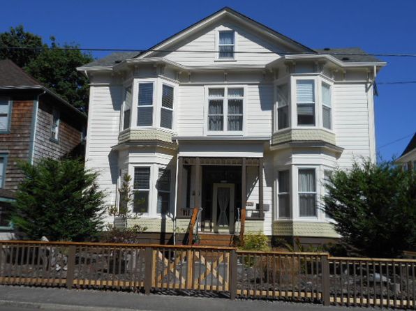3024 Grand Ave APT 1