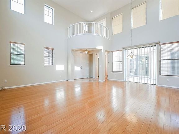 3rd image of 2825 Kandahar Ave
