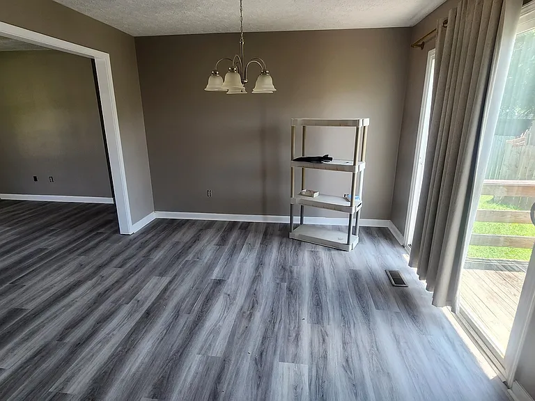 610 N Greenwood Ext — Photo 16