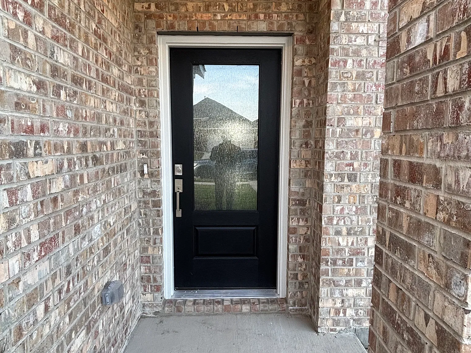 4 bed, 1902 sqft, $2,200 — Photo 3