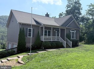 737 Lower Valley Rd, Strasburg, VA 22657