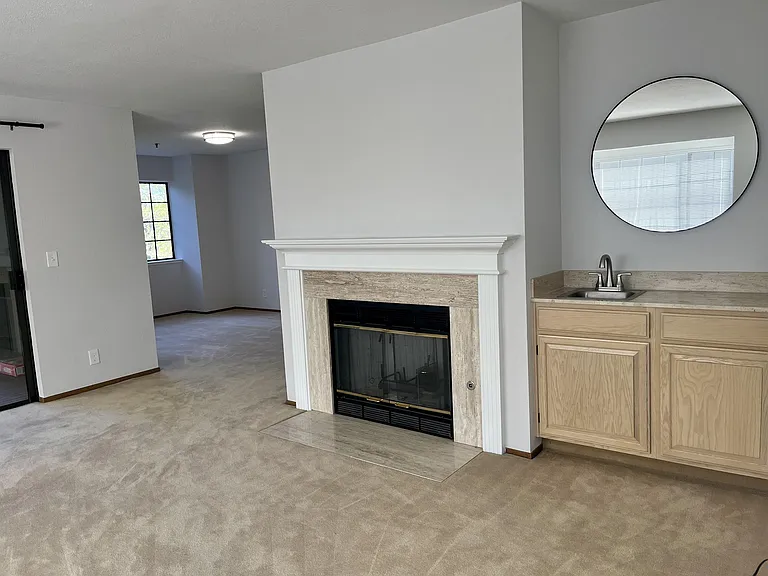 190 Redhawk Rd #1 — Photo 2