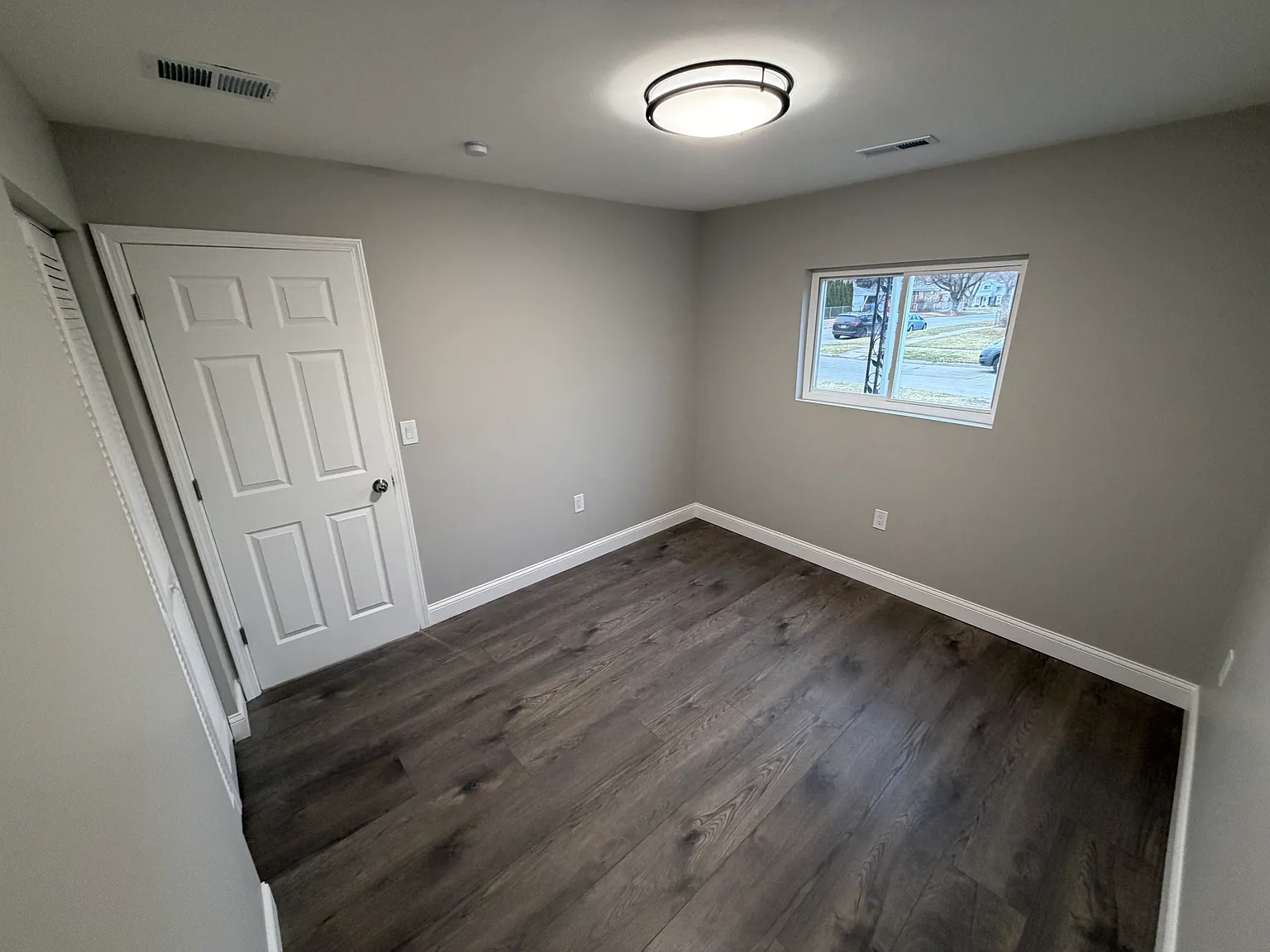 2 bed, 1239 sqft, $1,700 — Photo 4