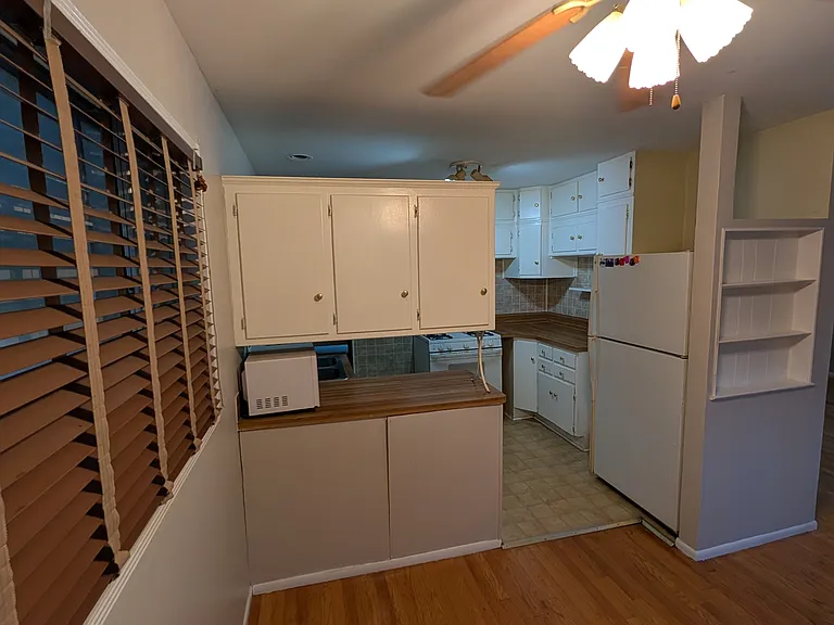 2734 Hampshire Rd — Photo 12