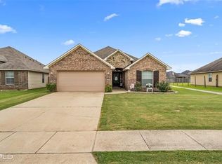 519 Linnhurst Dr, Bossier City, LA 71112
