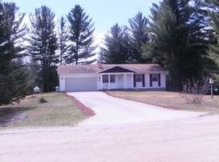 7205 W Dotski Rd, Cheboygan, MI 49721