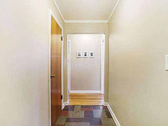 5th image of 232 Charleston Ave