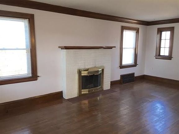 4th image of 2115 Ohio Ave