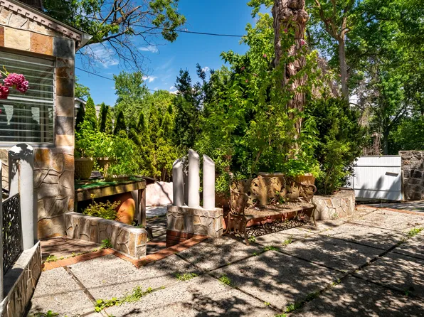 6015 Independence Avenue image 80 of 85