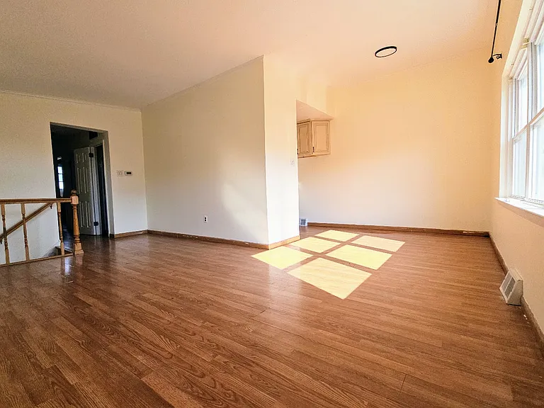 1829 Beyer Ave #2 — Photo 8