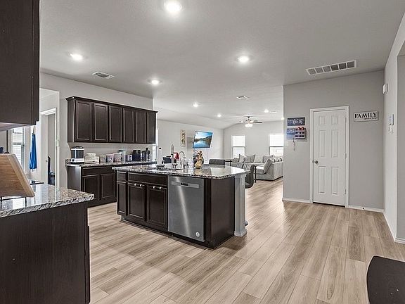 5th image of 8507 Brahma Plains Rd