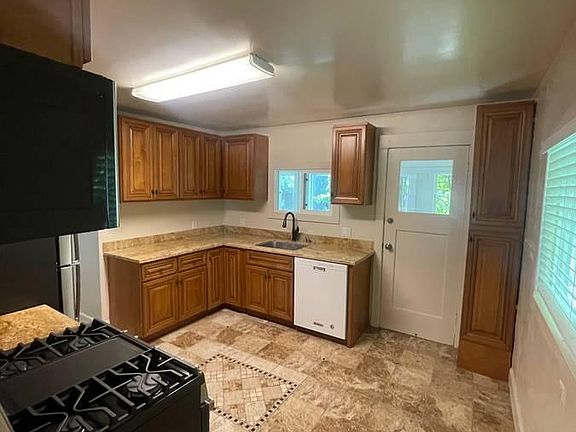 5th image of 1506 W Selby Ln