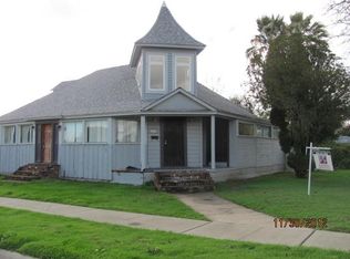 801 Almond St, Corning, CA 96021