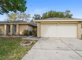3462 Garden Grove Dr, Houston, TX 77066