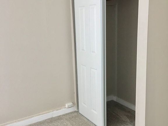 4th image of 1727 University Ave #6973155