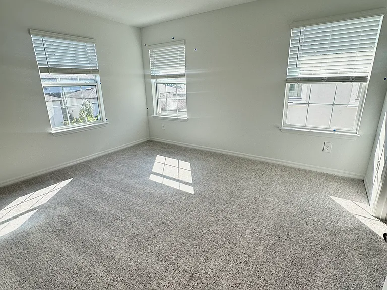 10807 Ichetucknee Way — Photo 11