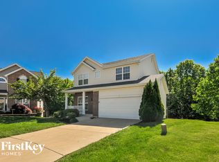 980 Daffodil Ridge Dr, O'Fallon, MO 63366
